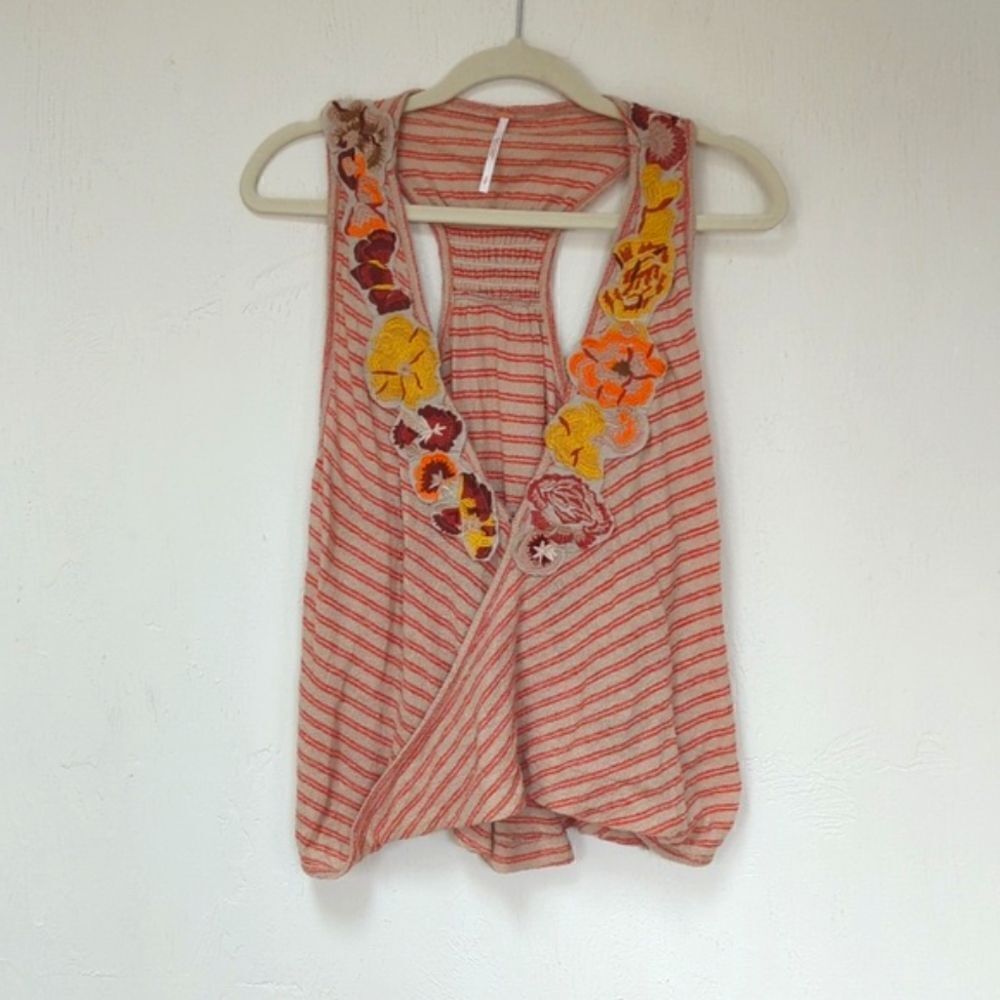 Free People Women's Beige/Red Striped Surplice Tank Top Stripes NWT Size S - Picture 2 of 7